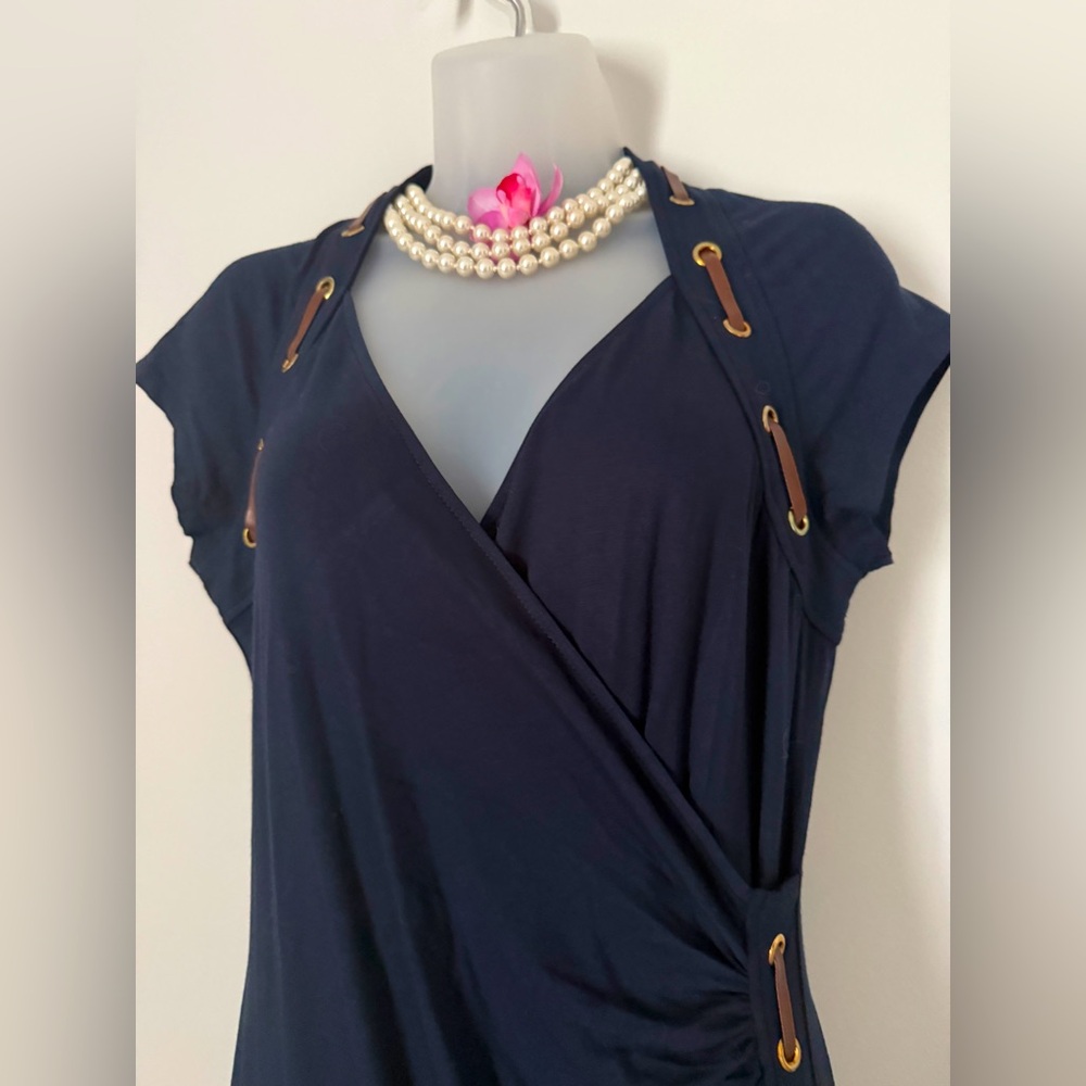 NWT Carmen Marc Valvo gorgeous dress size L 👗💝
